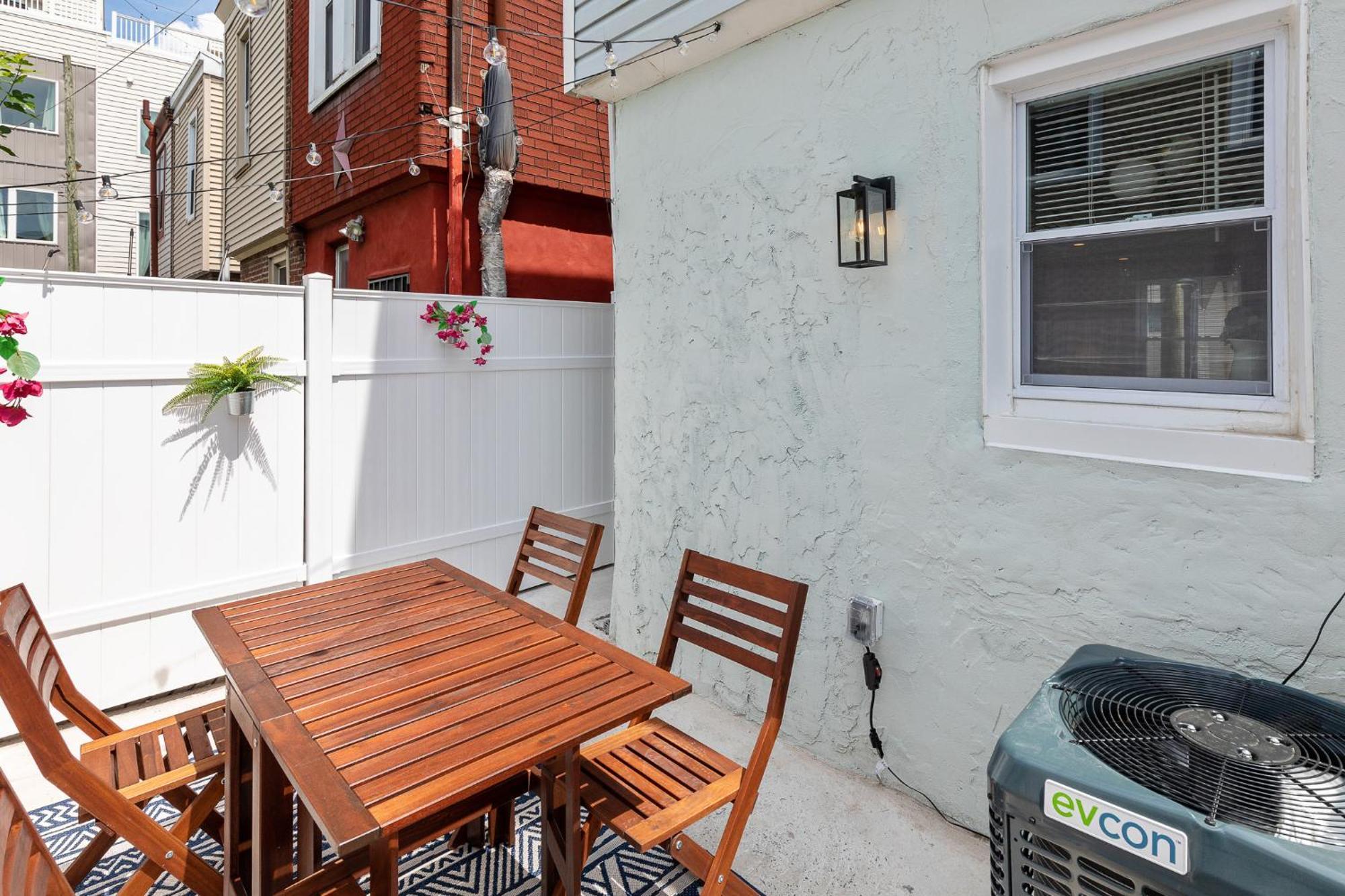 Kid-Friendly Fishtown Family Retreat With Game Room Philadelphia Exterior photo
